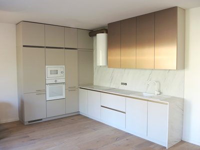 Kuchyně lak mat/kovolaminát