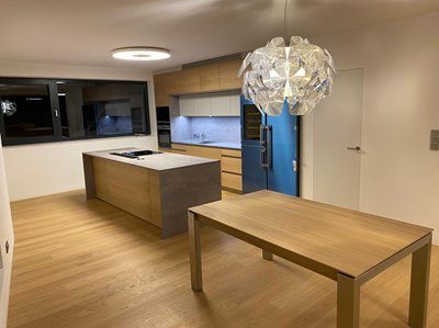 Kuchyně dýha dub, pracovní deska laminát