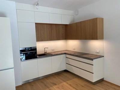 Kuchyně lak mat/dýha dub